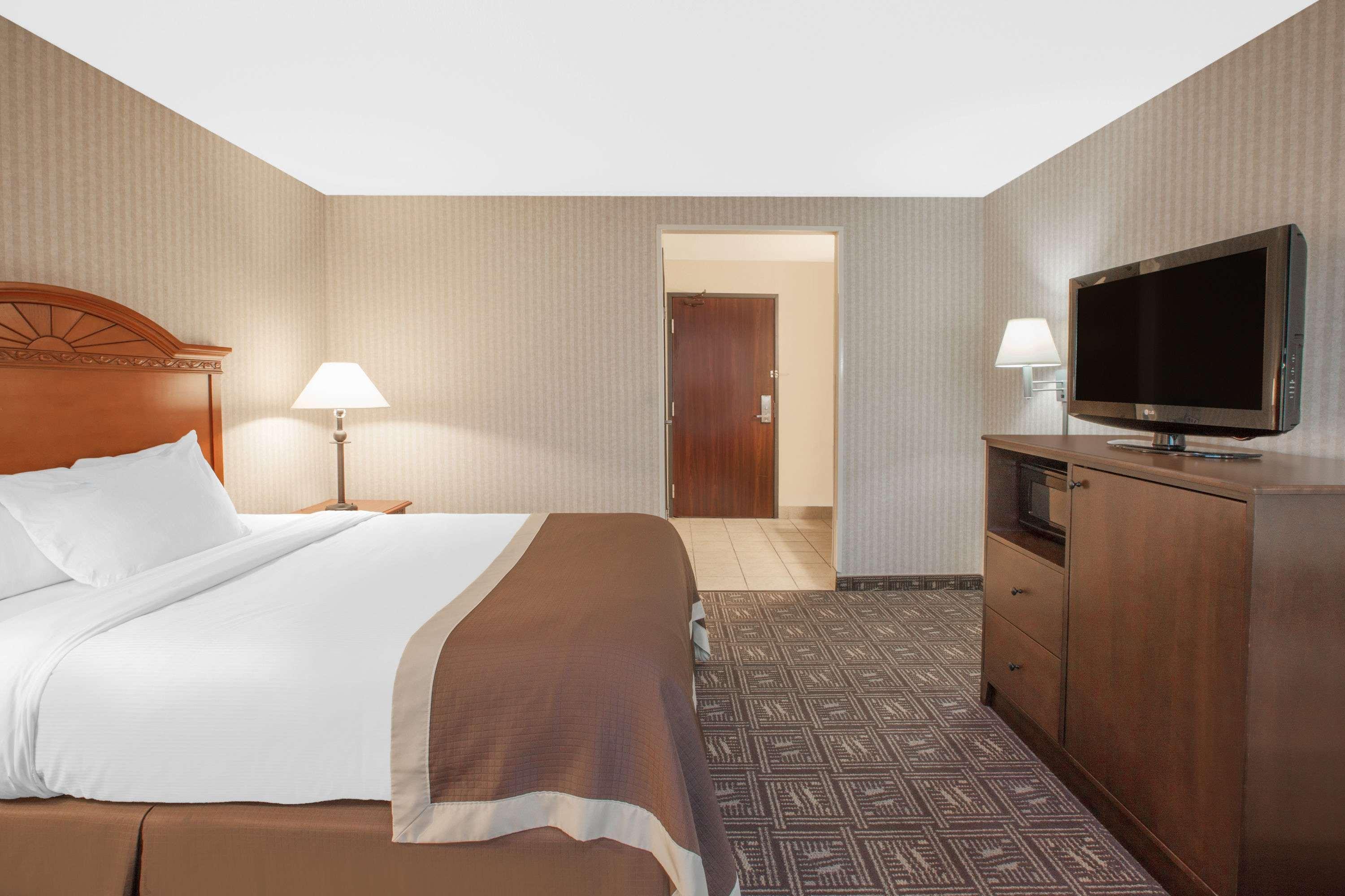 Baymont By Wyndham Jackson Hotel Exterior foto